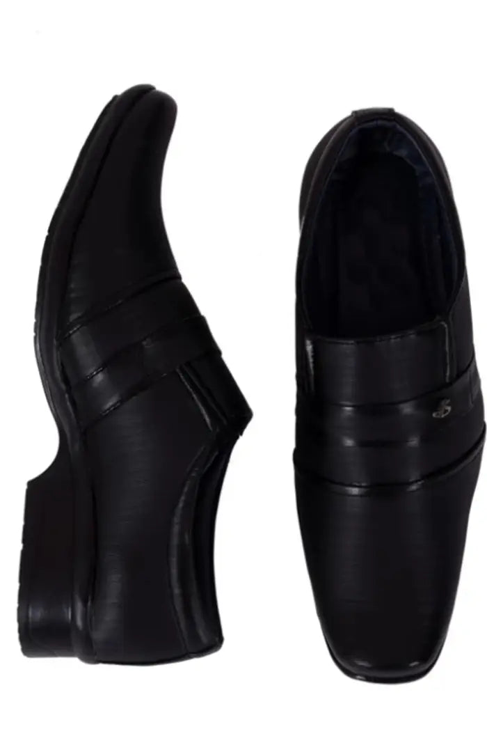 1667561742336_IMG_20221013_132511-originnm80prcnt Classy Patent Leather Slip-On Shoes for Men